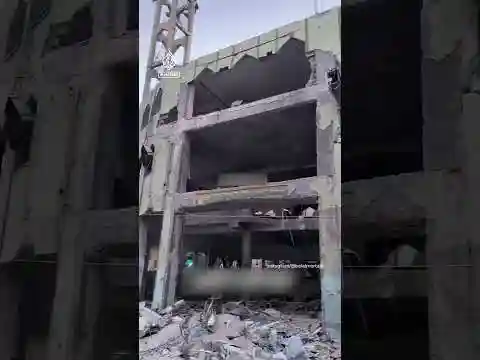 Call to prayer from destroyed mosque in Gaza
