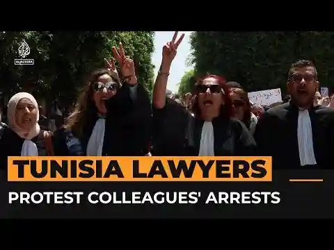 Tunisian lawyers protest arrest, alleged torture of colleague | AJ #Shorts